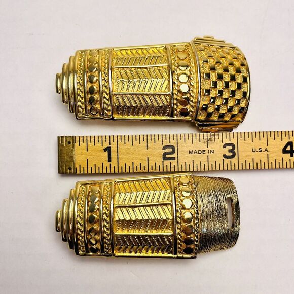 DOTTY SMITH Gold Tone Belt Buckle Geometric Signed - Picture 8 of 11